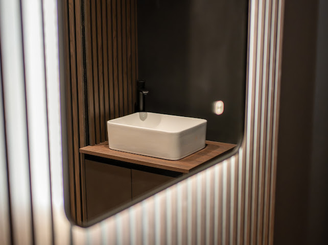 Beauty rooms with sinks to rent in Bathgate, West Lothian